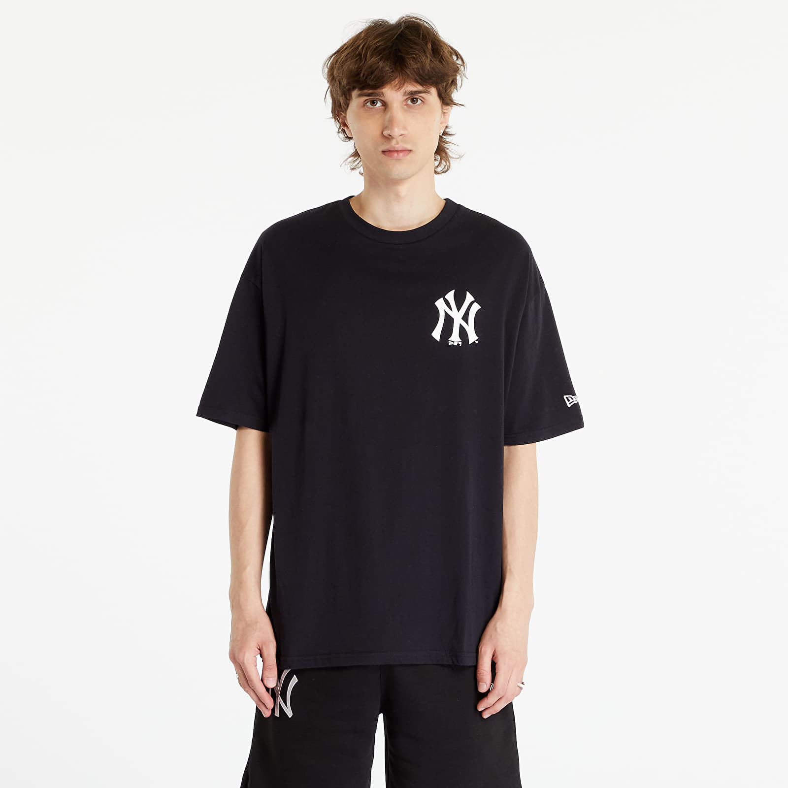 Trička New Era Mlb Stadium Graphic Os Tee New York Yankees Black/ Optic White
