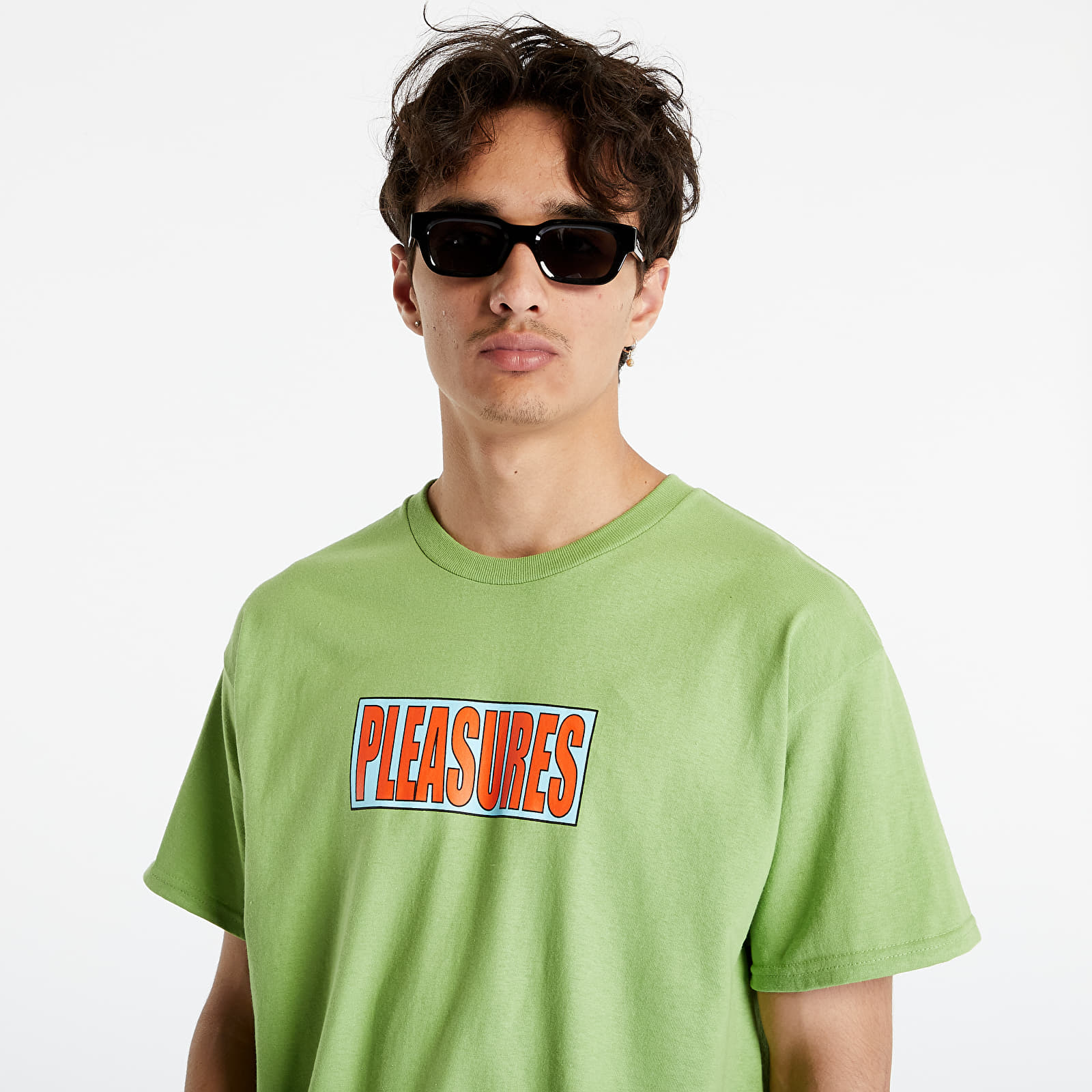 Trička PLEASURES Thirsty T-Shirt Kiwi