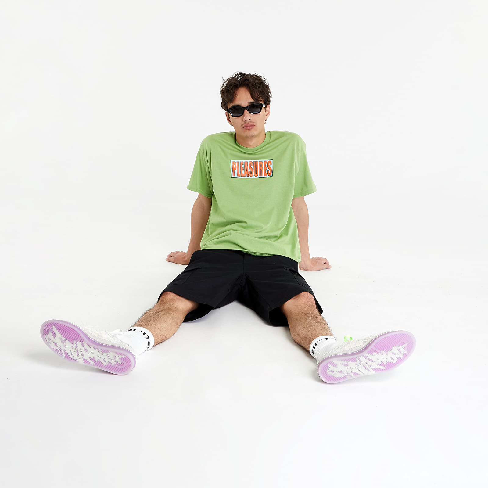 Trička PLEASURES Thirsty T-Shirt Kiwi