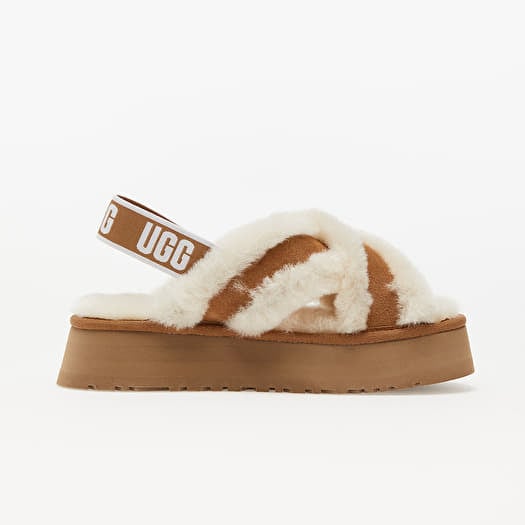 Baskets et chaussures pour femmes UGG W Disco Cross Slide Chesnut | Queens