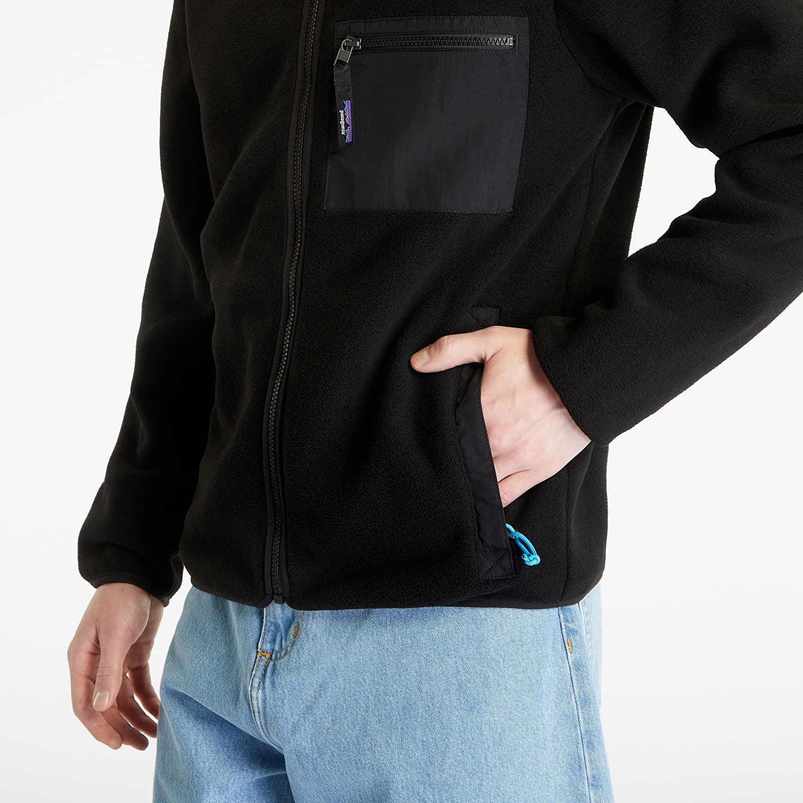 Mikiny Patagonia M's Synch Jacket Black