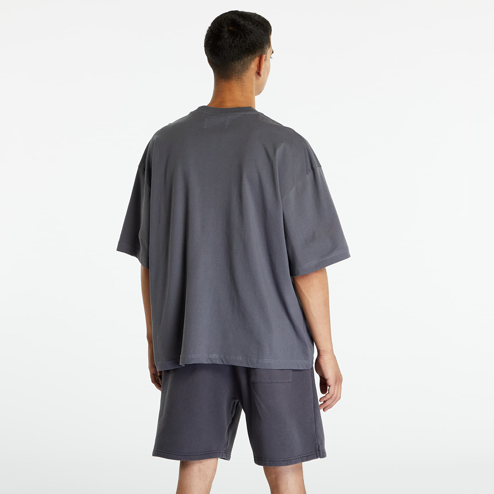 T-Shirts PREACH Varsity T-shirt Washed Asphalt