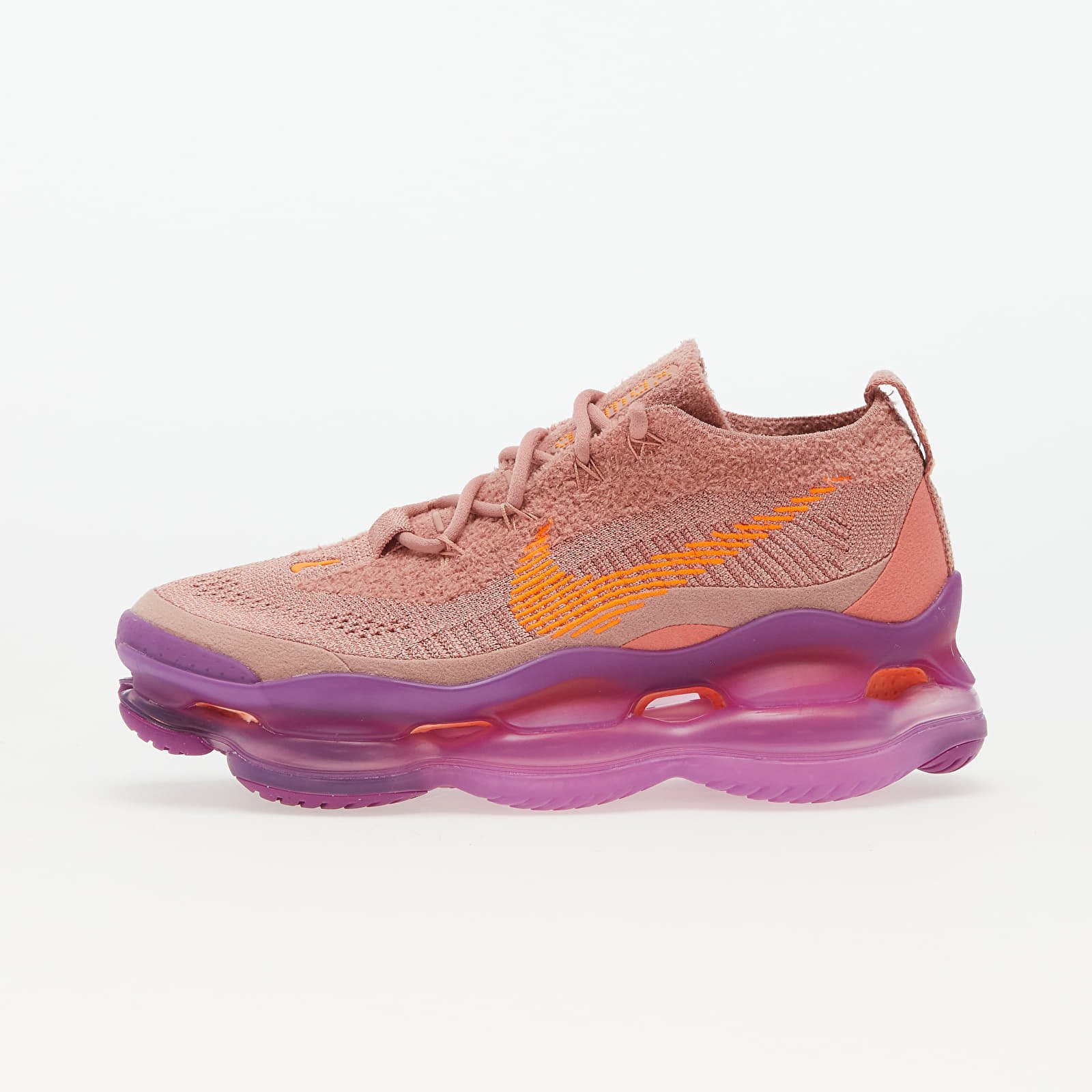 Damessneakers en -schoenen Nike Air Max Scorpion Flyknit Red Stardust/ Cedar-Guava Ice