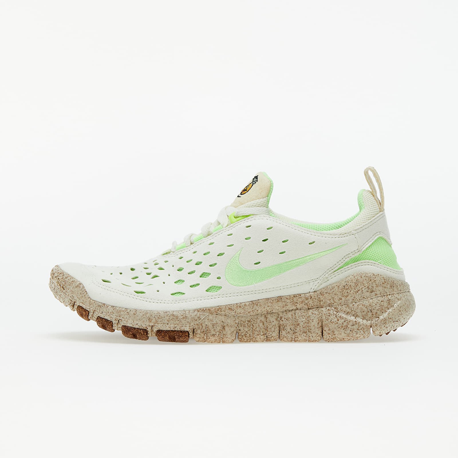 Ανδρικά παπούτσια Nike Free Run Trail Premium Coconut Milk/ Lime Glow-Metallic Gold