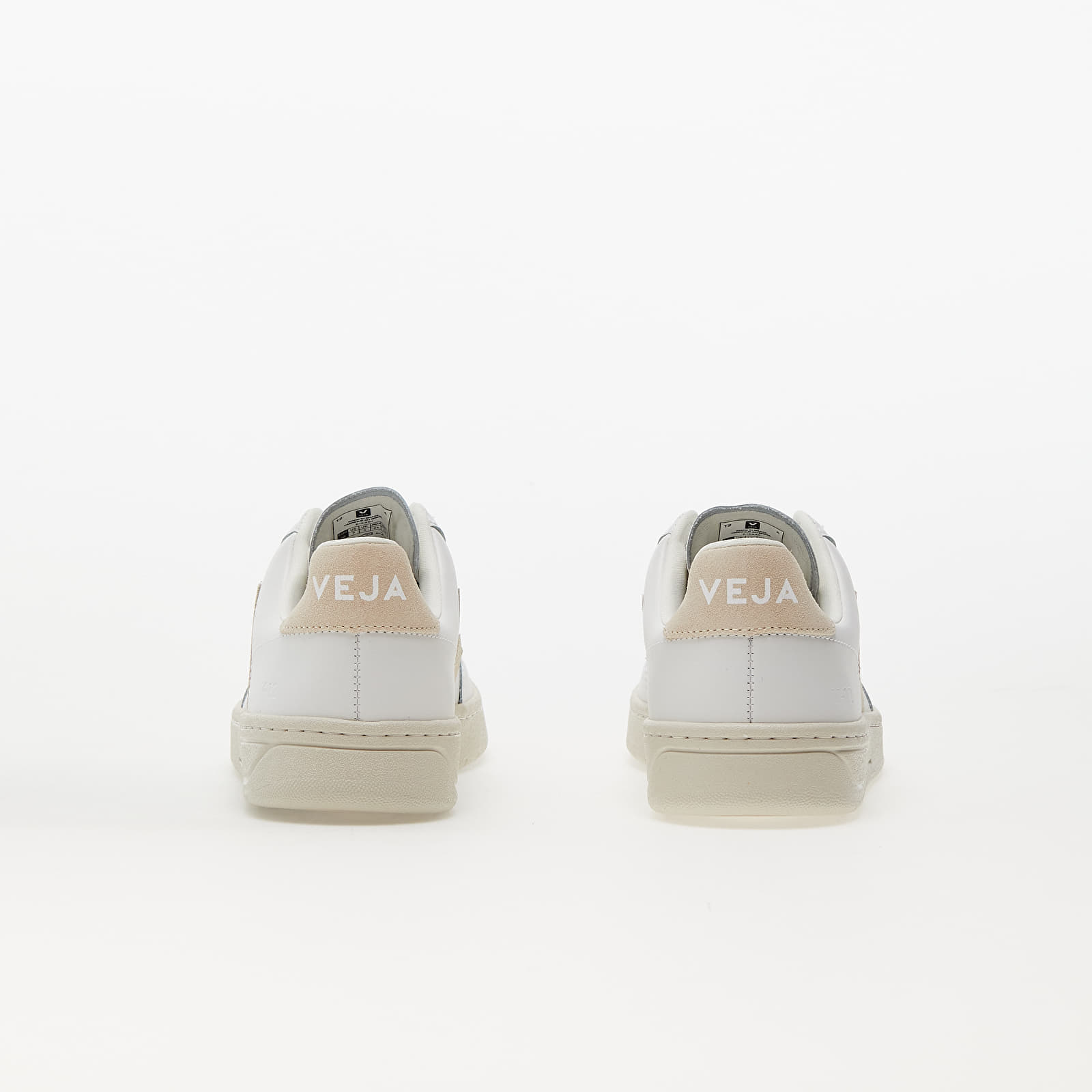 Sneakers och skor för kvinnor Veja V-12 Leather Extra White/ Sable