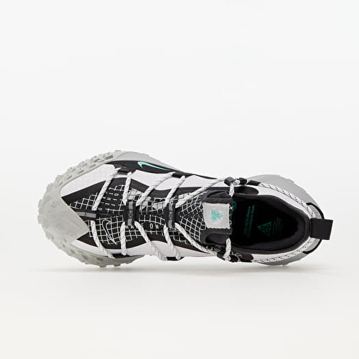 Men s sneakers and shoes Nike ACG Mountain Fly Low Se White Black Anthracite Grey Fog Queens