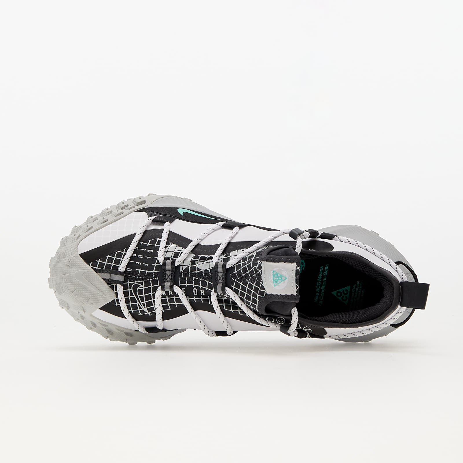 Férfi tornacipők és cipők Nike ACG Mountain Fly Low Se White/ Black-Anthracite-Grey Fog