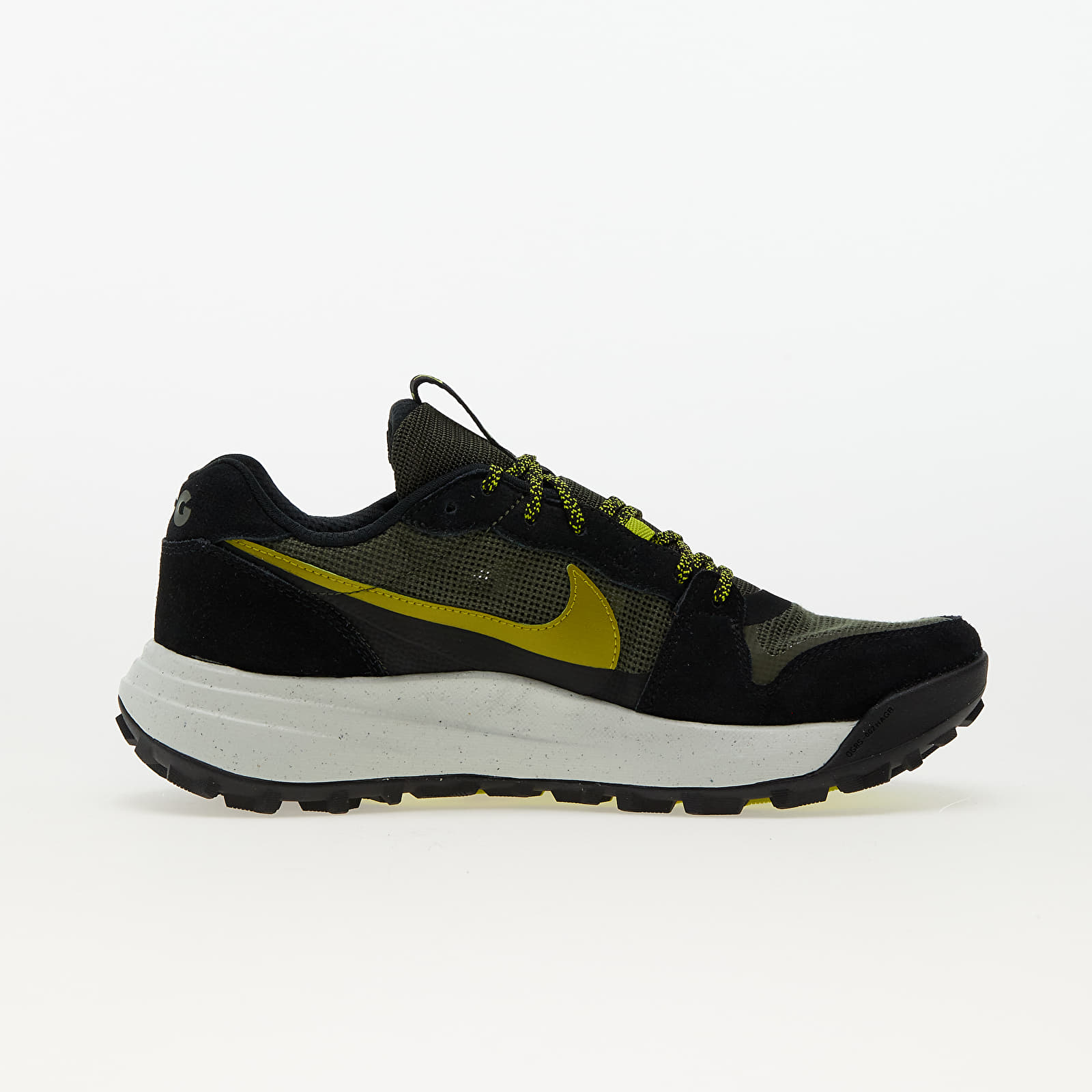 Încălțăminte și sneakerși pentru bărbați Nike ACG Lowcate Cargo Khaki/ Moss-Black-Bright Cactus