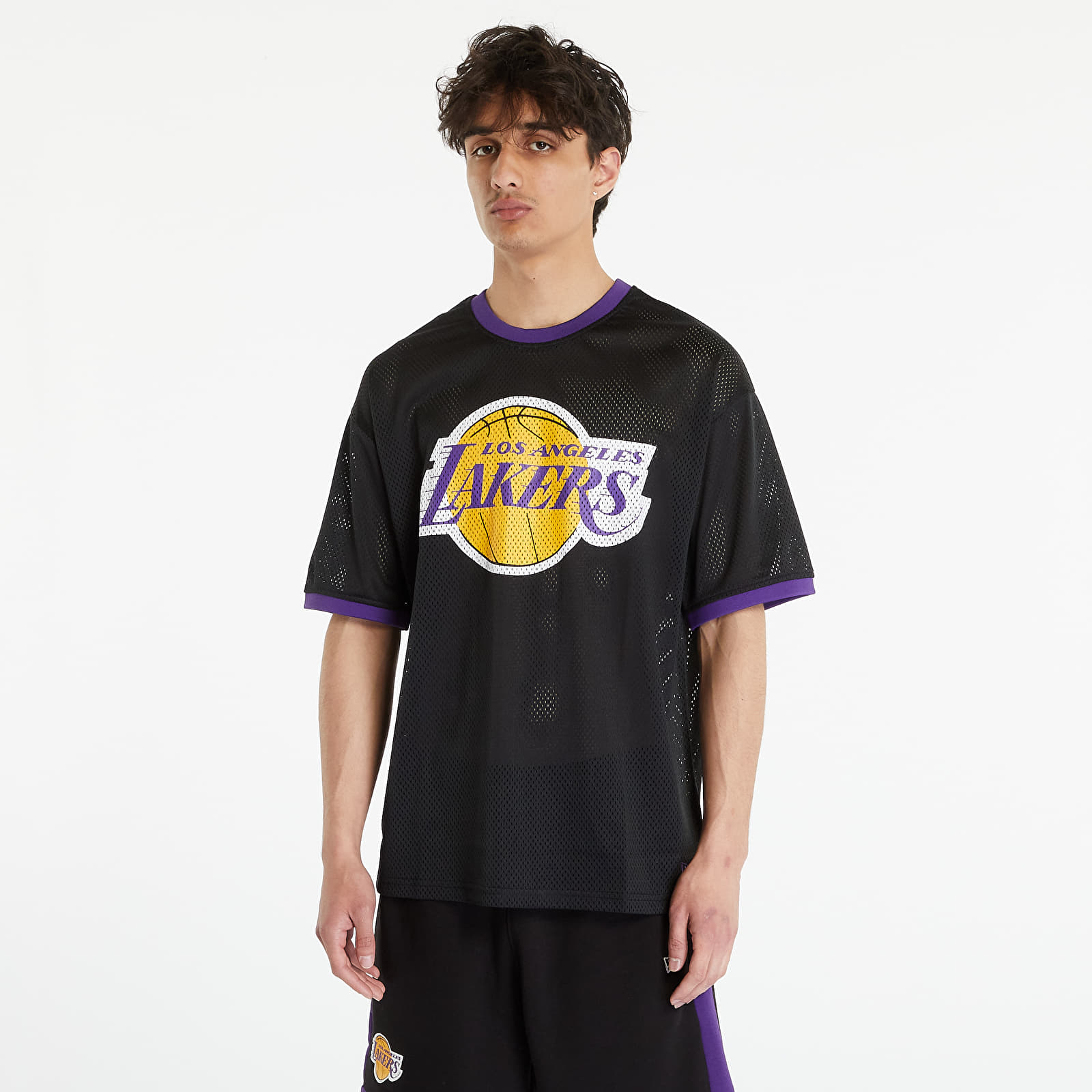 T shirts New Era Los Angeles Lakers NBA Team Logo Mesh Oversized T Shirt Black True Purple Queens