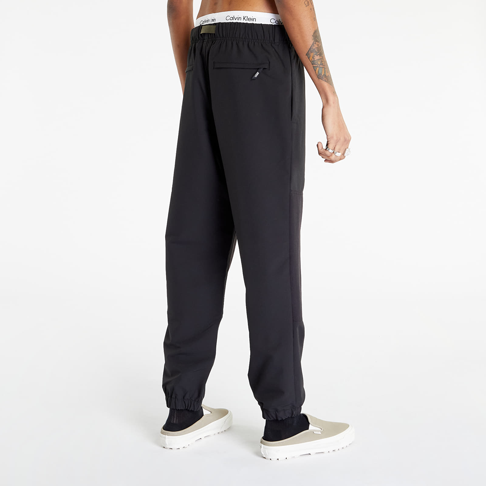 Pants Vans Vans Coastal Loose Tapered Nylon Pant Black