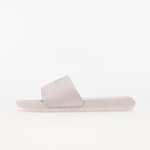 Nike women's slide shoes hotsell