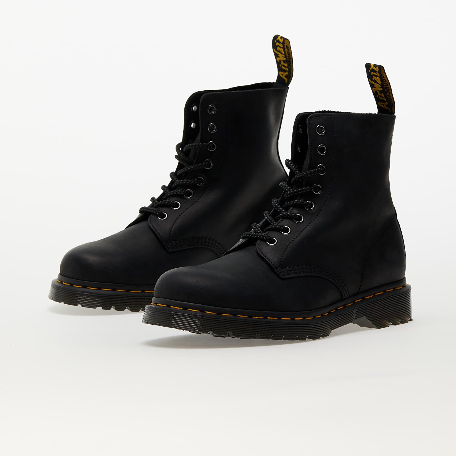 Men's sneakers and shoes Dr. Martens 1460 Pascal 8 Eye Boot Black Waxed Full Grain