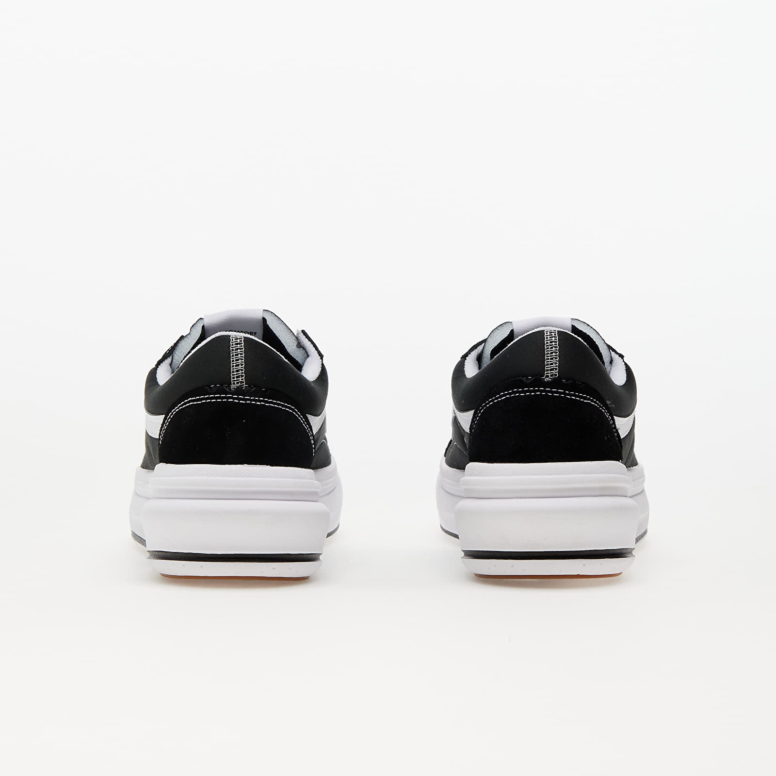 Turnschuhe und Schuhe für Männer Vans Old Skool Overt CC Black/ White