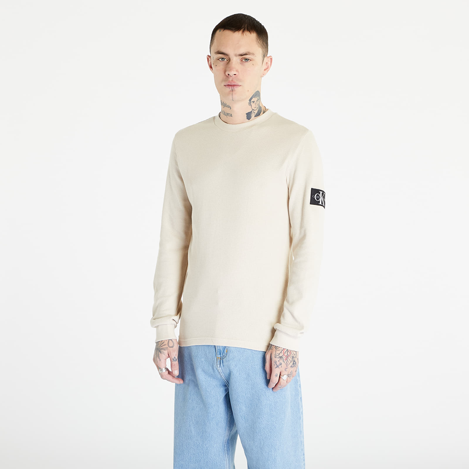 Trička CALVIN KLEIN JEANS Monologo Badge Waffle L/S Knit Top Beige