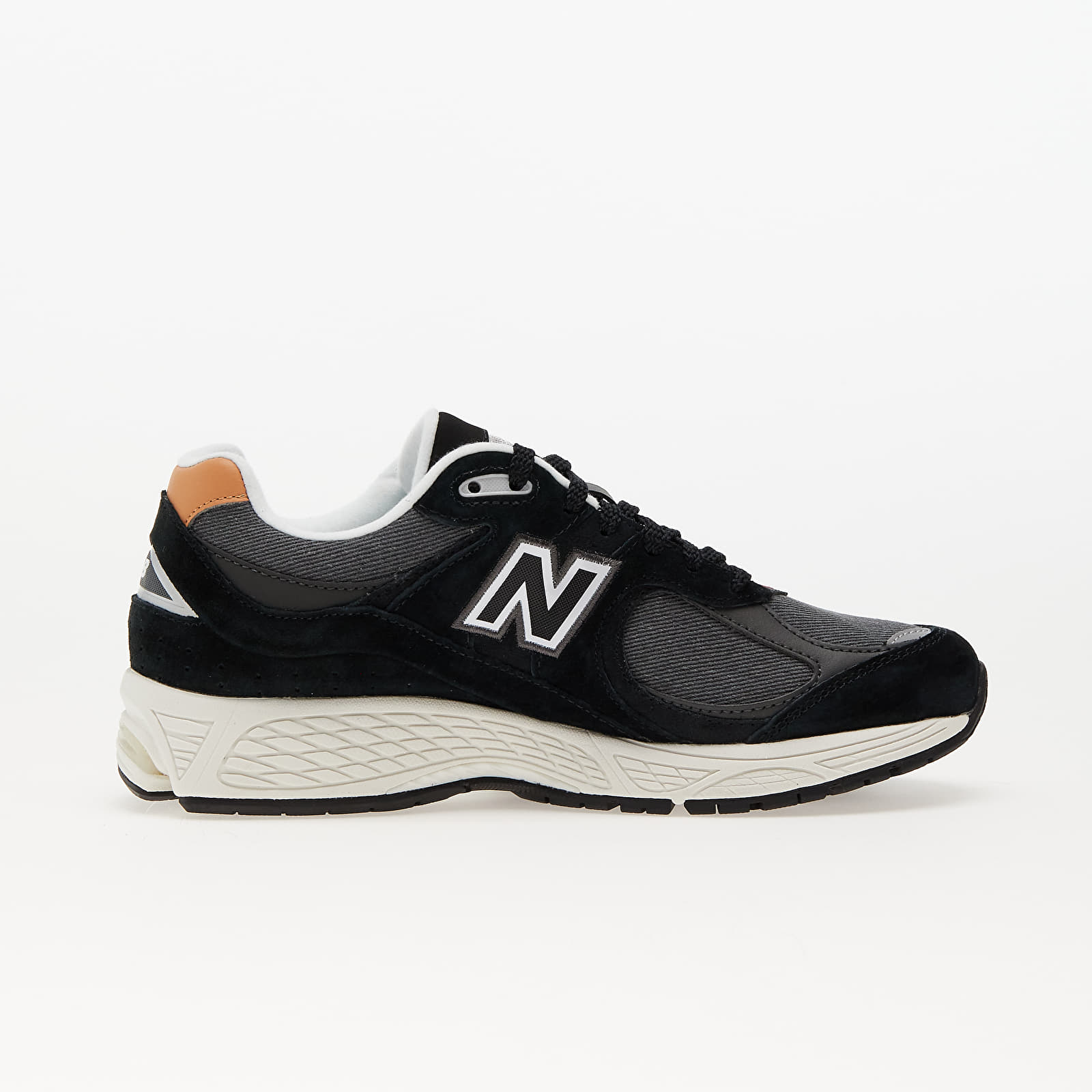 Men's sneakers and shoes New Balance 2002R Black