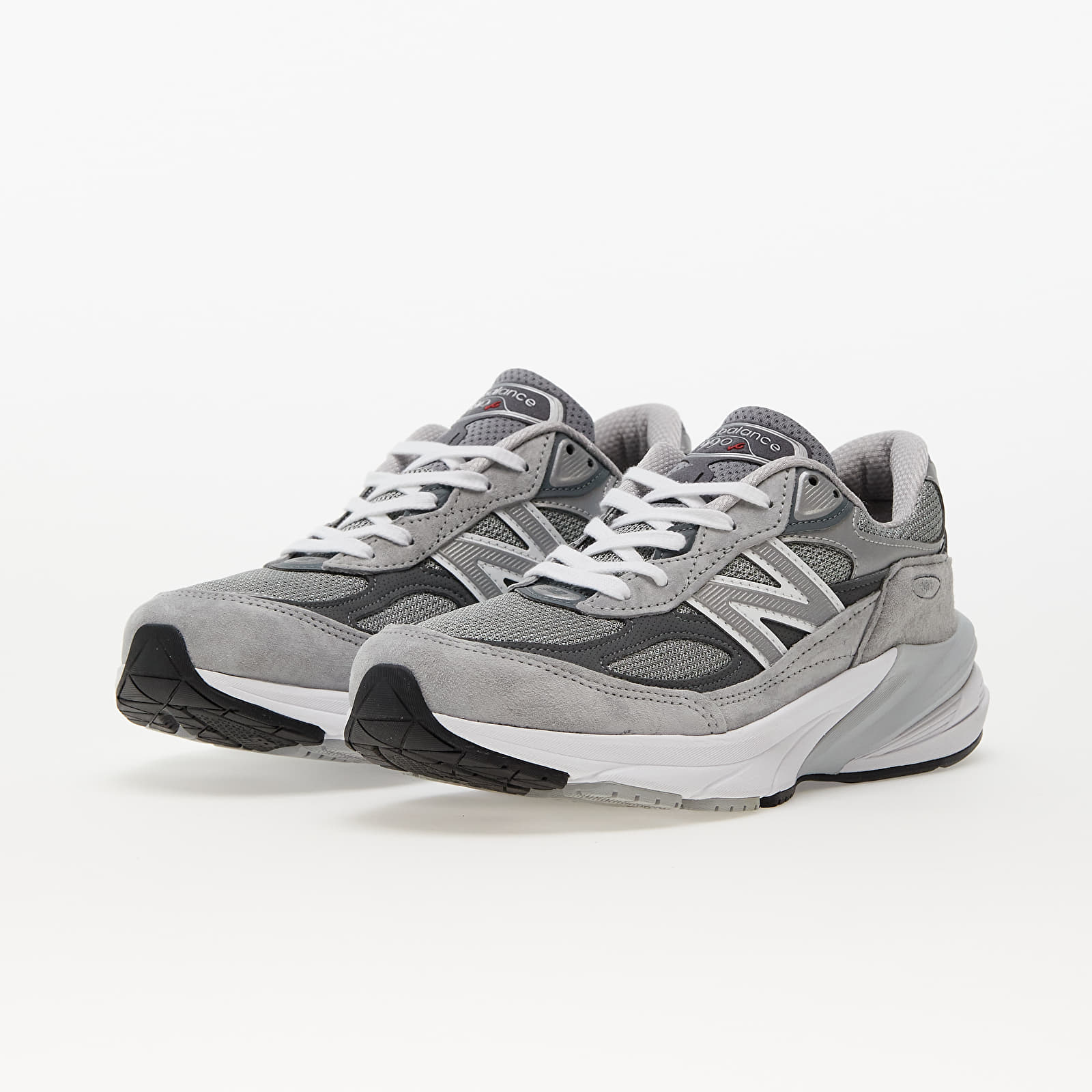 Zapatillas y zapatos de hombre New Balance 990 V6 Made in USA Cool Grey Queens