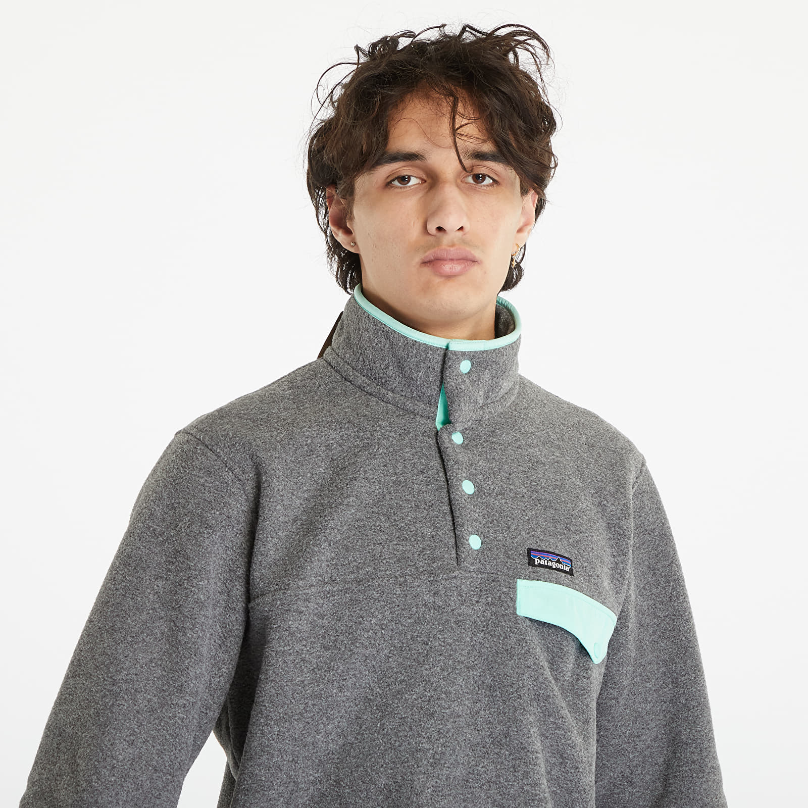 Bluzy Patagonia M's LW Synch Snap-T P/O Grey