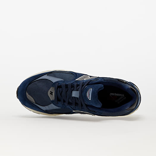 New balance 201 navy top