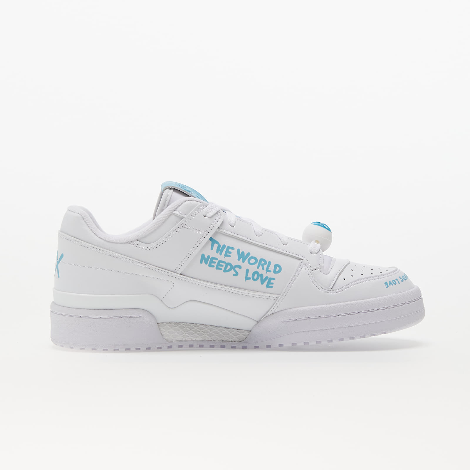 Miesten lenkkarit ja kengät adidas Originals x André Saraiva Forum Low Cl Ftw White/ Ftw White/ Ftw White