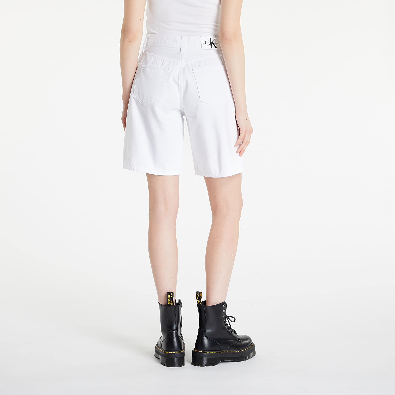 Rövidnadrágok CALVIN KLEIN JEANS 90s Straight Shorts Denim Light