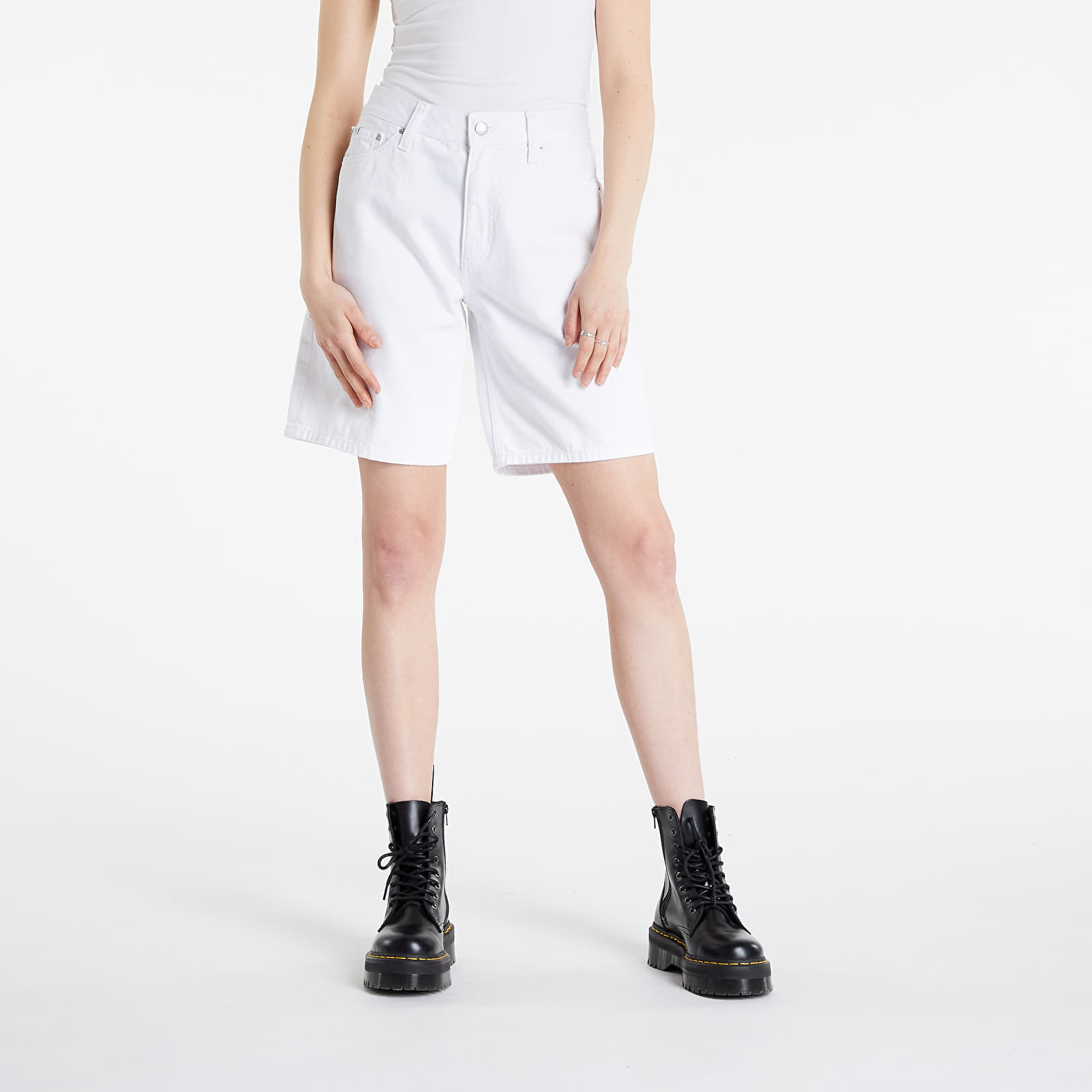 Rövidnadrágok CALVIN KLEIN JEANS 90s Straight Shorts Denim Light