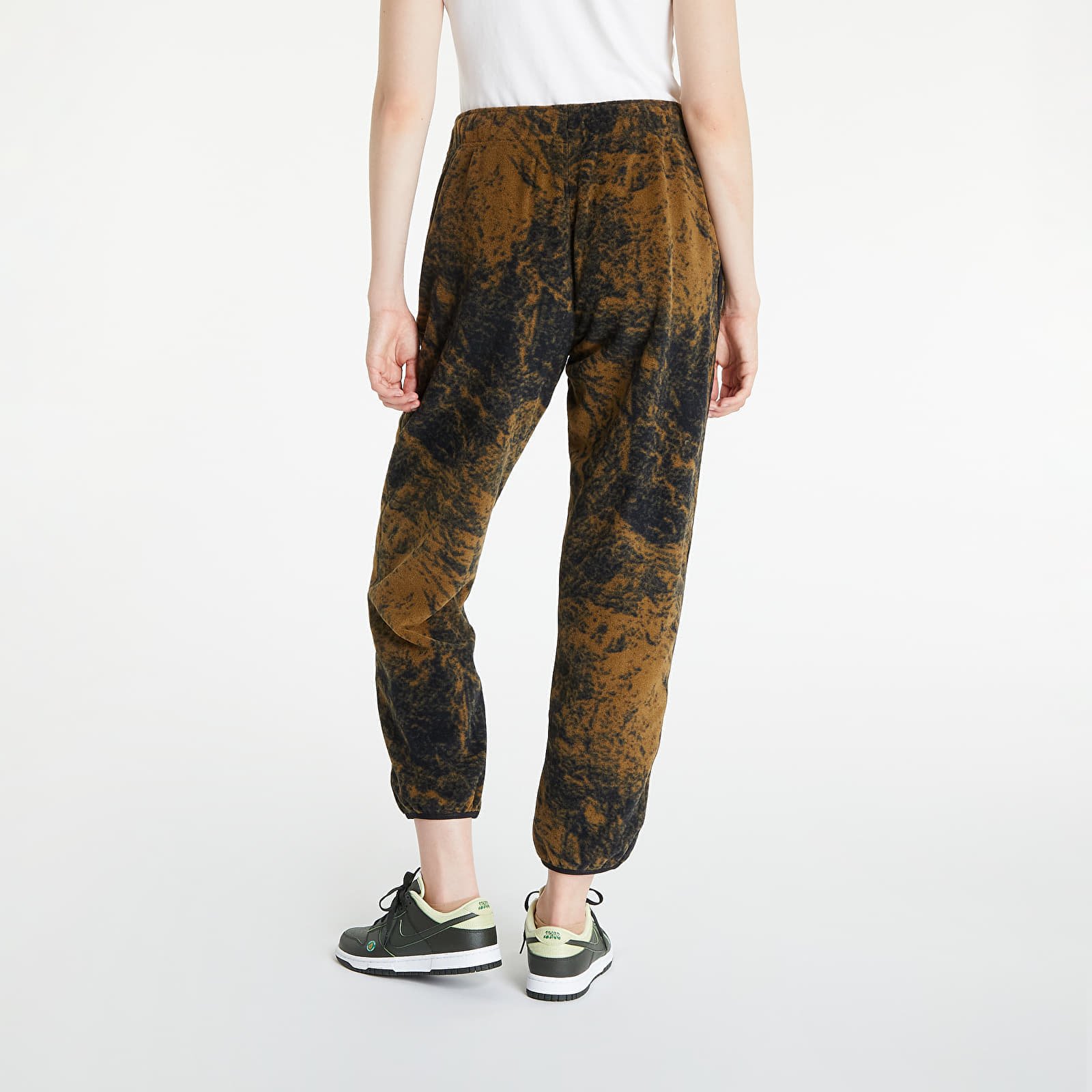 Анцузи Nike ACG Therma-FIT Wolf Tree Women´s Allover Print Pants Hazel Rush/ Black/ Summit White