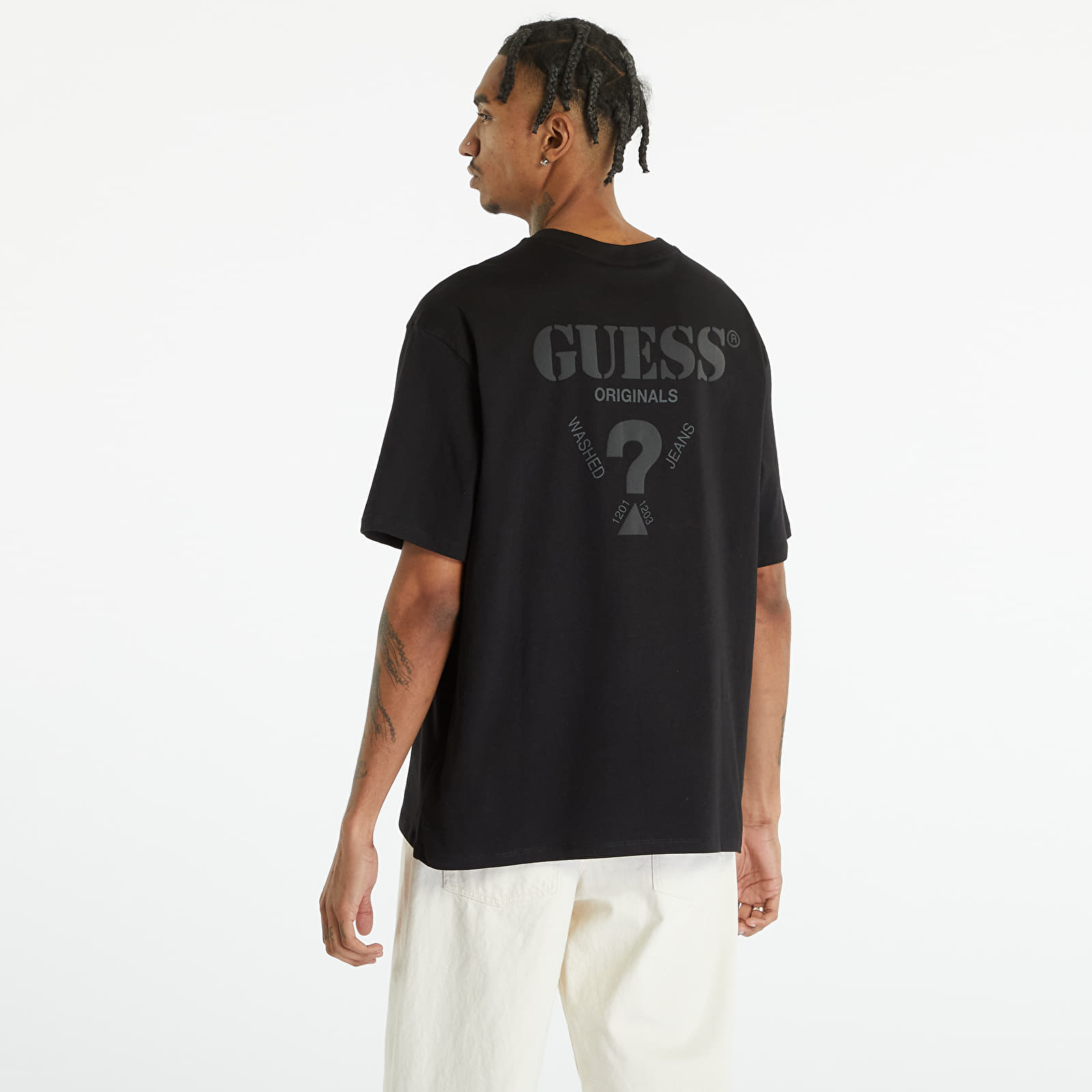T-shirts GUESS Go Triangle Logo Tee Jet Black A996