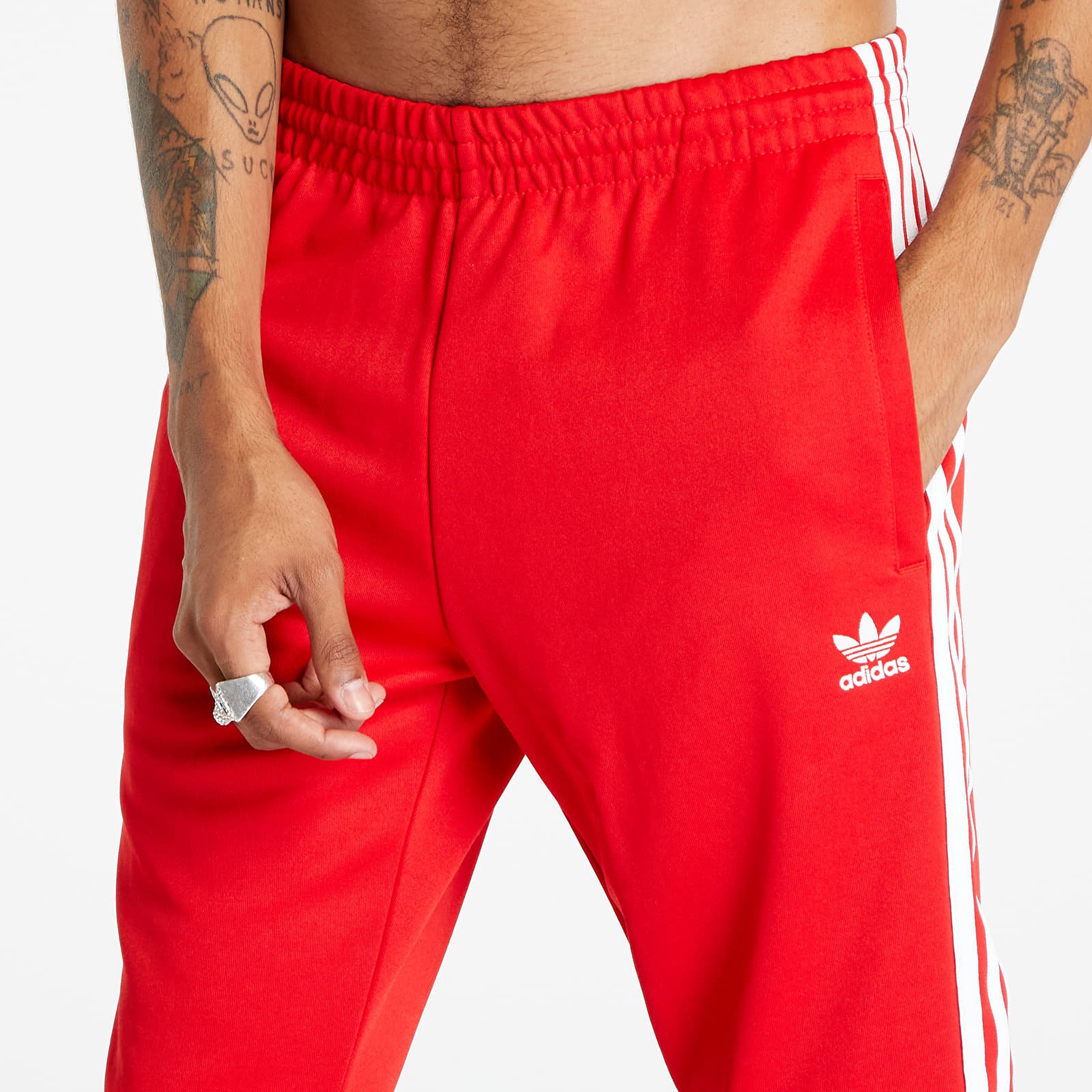 Pantaloni de trening adidas Originals Adicolor Classics Sst Track Pant Better Scarlet/ White - 1 | YEO