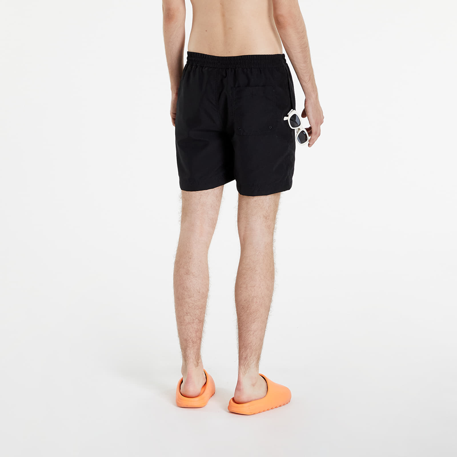 Peldkostīms Carhartt WIP Chase Swim Trunks Black/ Gold