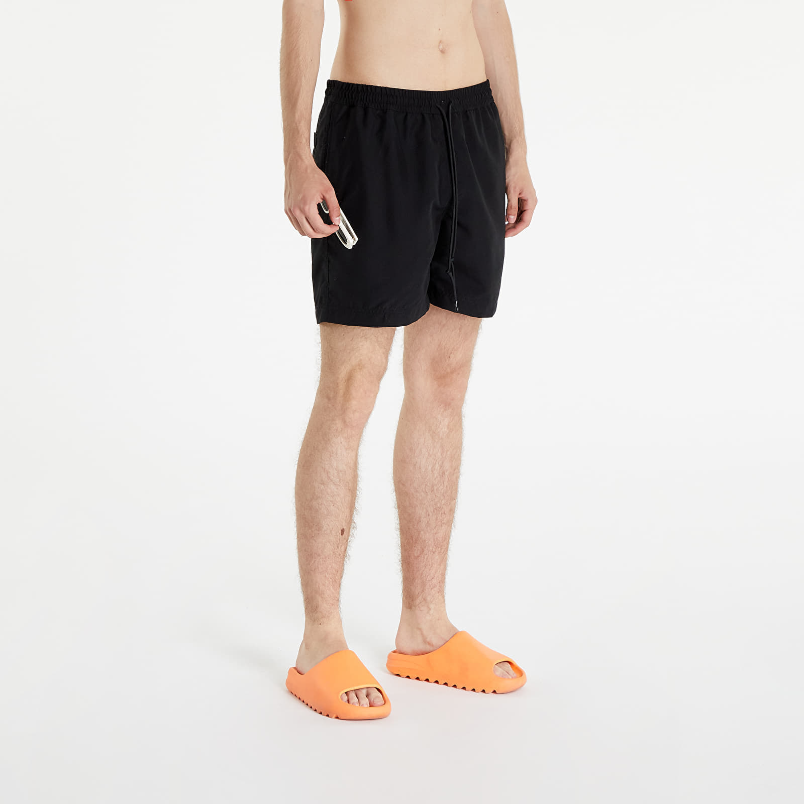 Peldkostīms Carhartt WIP Chase Swim Trunks Black/ Gold