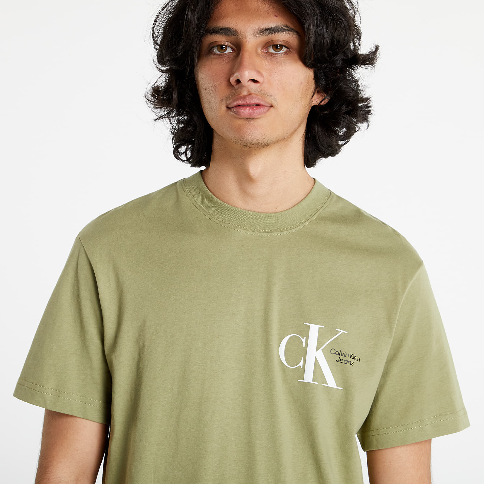 T-Shirts CALVIN KLEIN JEANS Dynamic Ck Back Graphic Tee Faded Olive | Queens