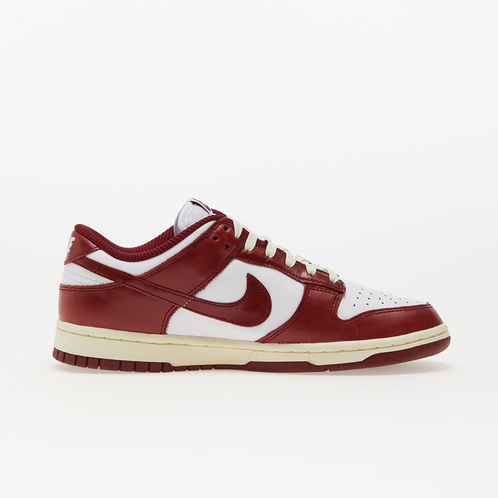 Dámské tenisky a boty Nike W Dunk Low Premium White/ Team Red-Coconut Milk