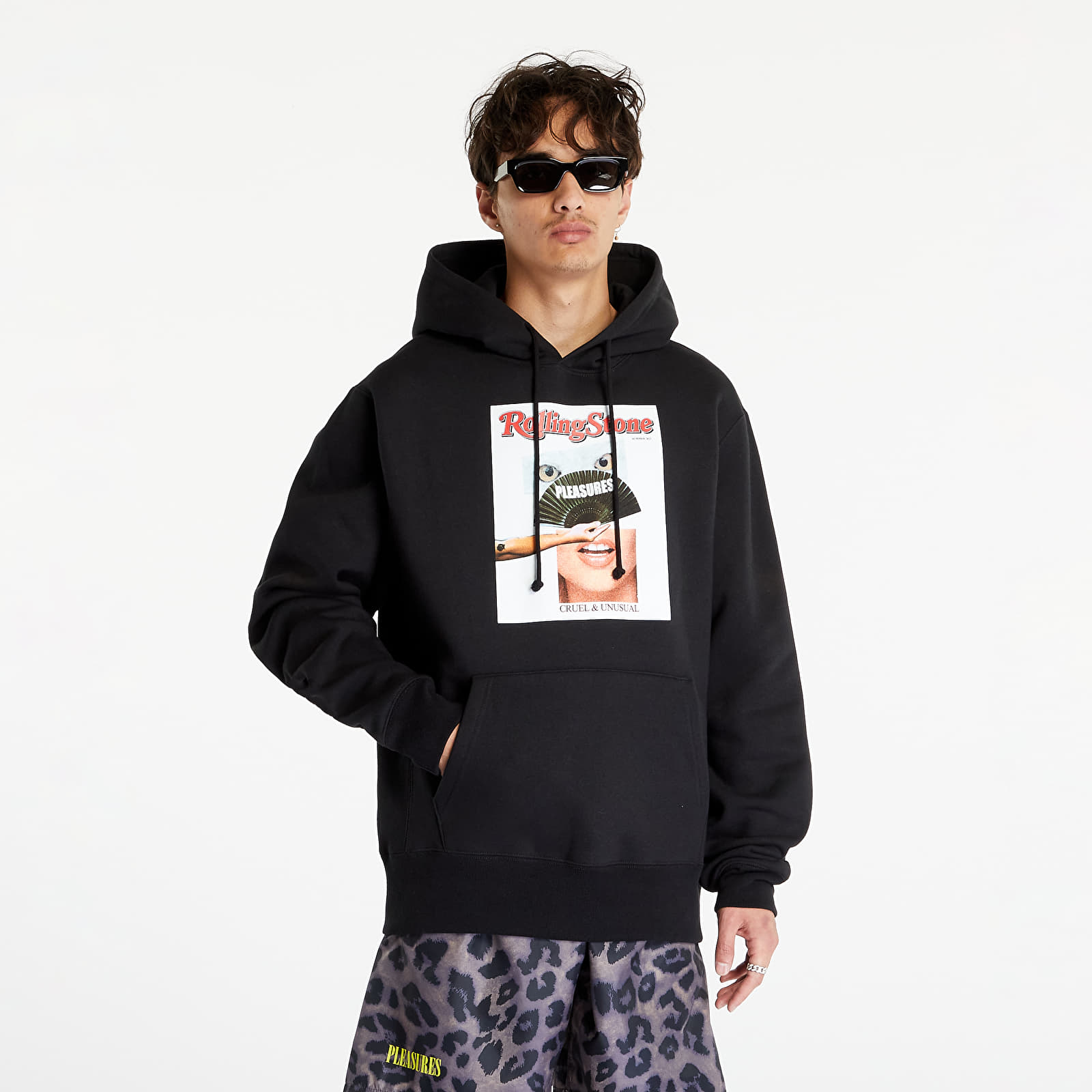 Sweatshirts PLEASURES Rolling Stone Hoodie Black Queens