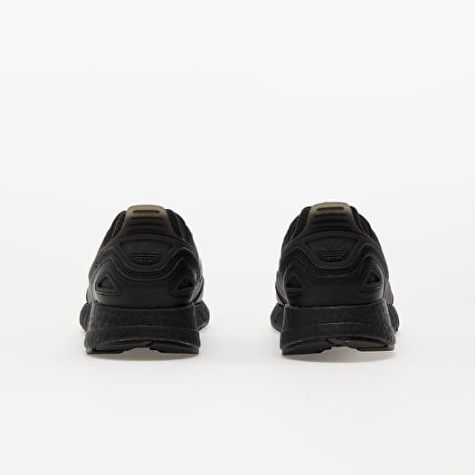 Adidas tekno store black