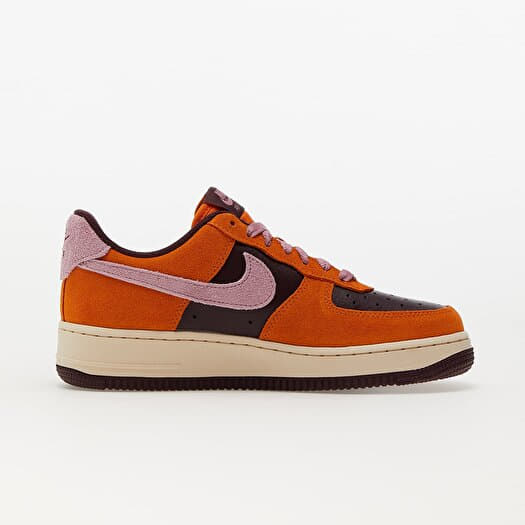 Nike W Air Force 1 07