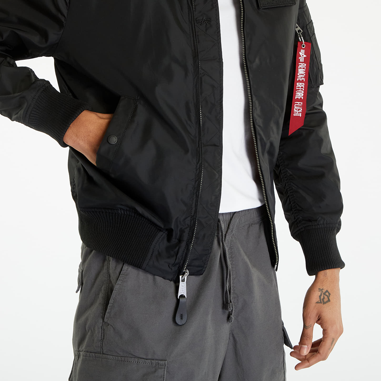 Jacken Alpha Industries MA-1 TT Hood Black