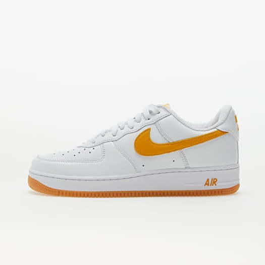 Scarpe e scarpe da ginnastica da uomo Nike Air Force 1 Low Retro QS White University Gold Queens