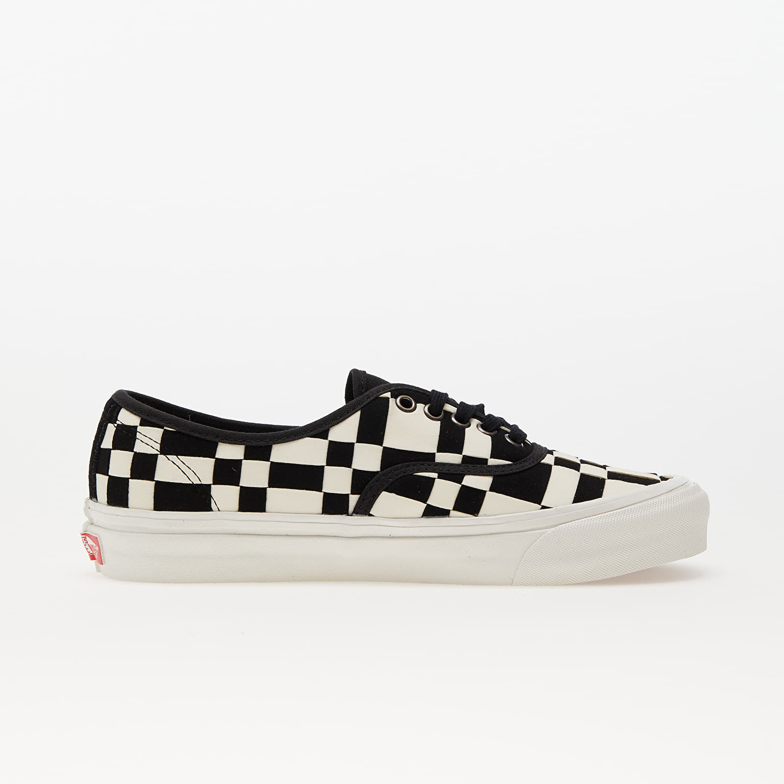 Men s sneakers and shoes Vans Vans Authentic 44 DX Woven Check Black White Queens