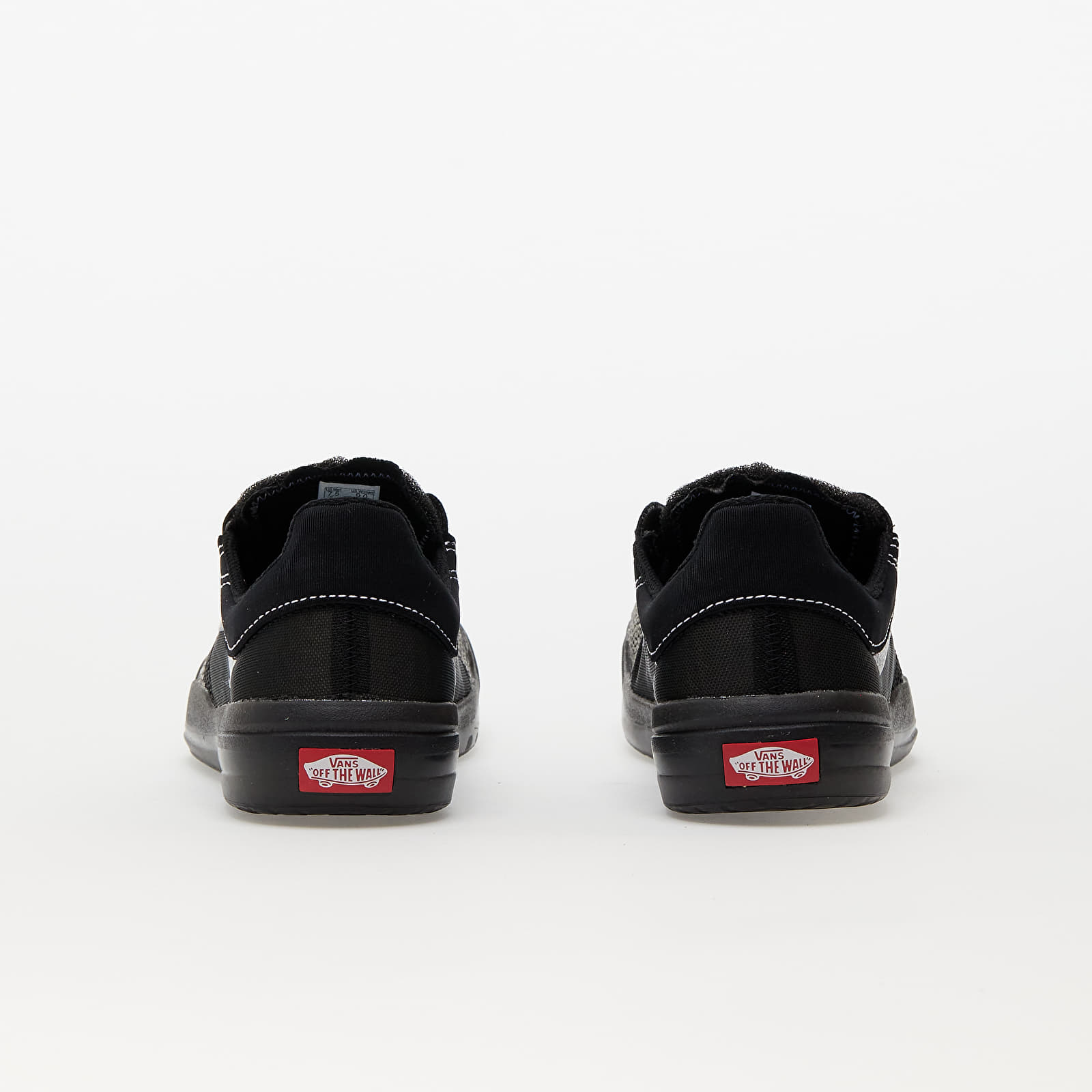 Men's sneakers and shoes Vans UltimateWaffle EXP Staple Black