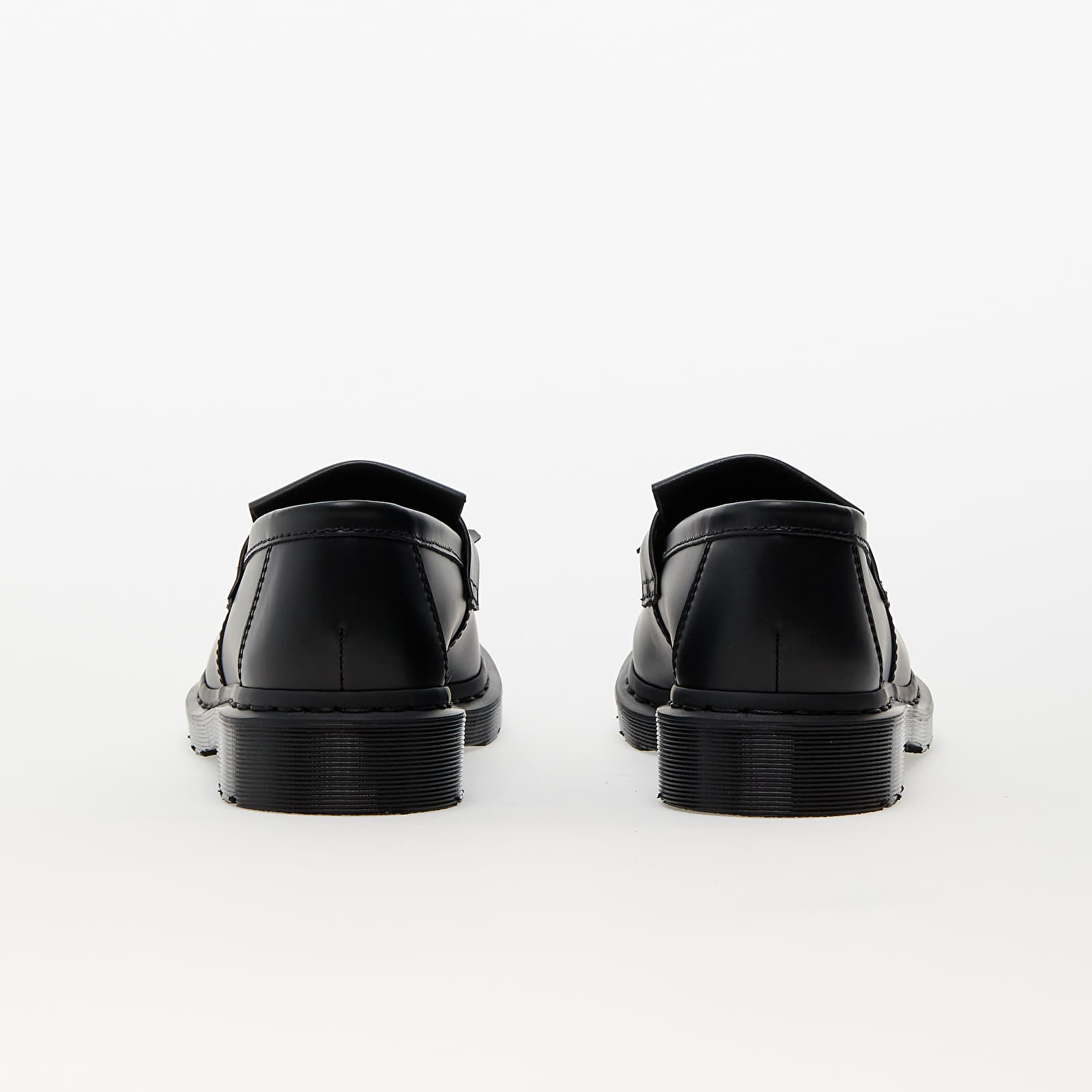 Pánské tenisky a boty Dr. Martens Adrian Mono Tassel Loafer Black Smooth |  Queens