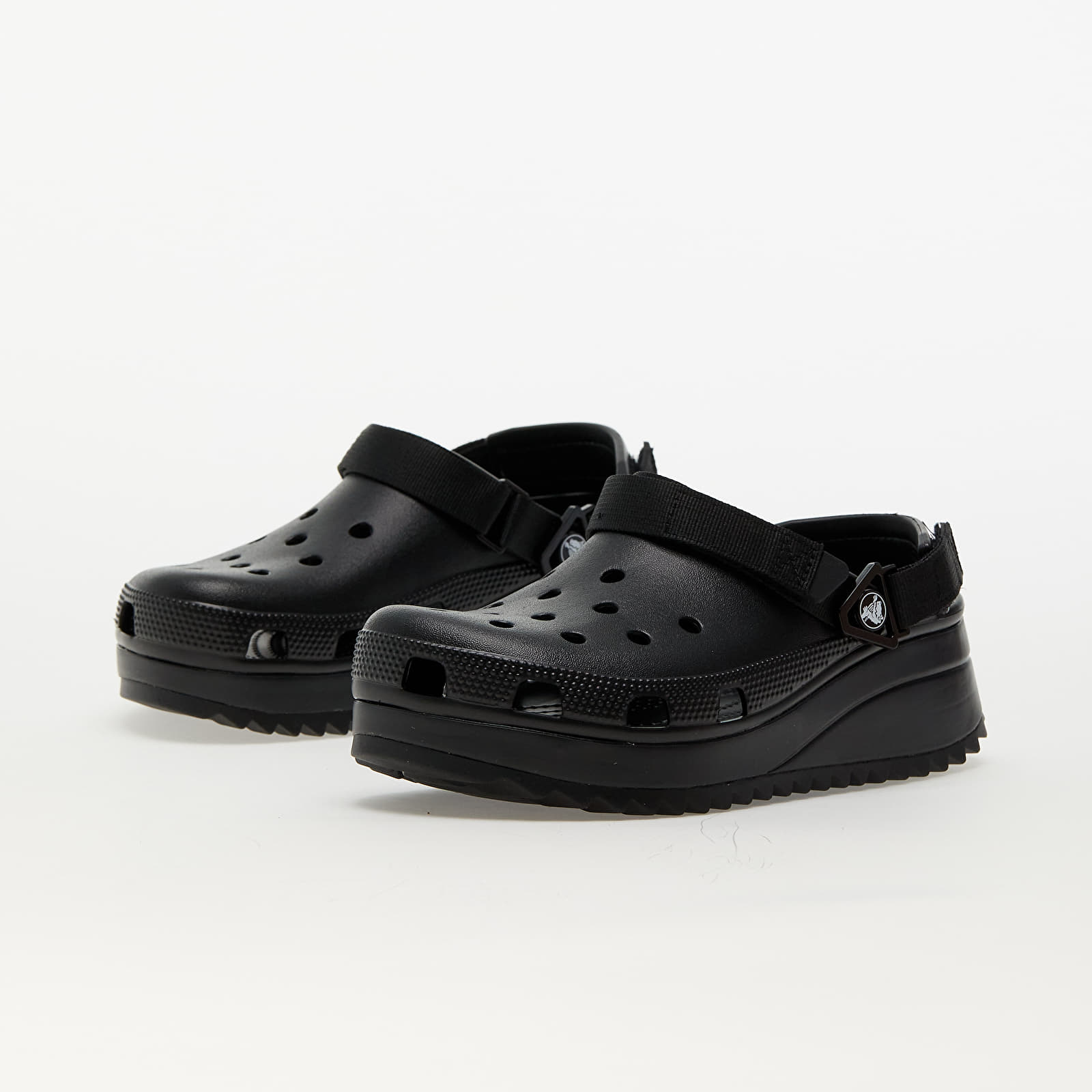 Men's sneakers and shoes Crocs Classic Hiker Clog M Black