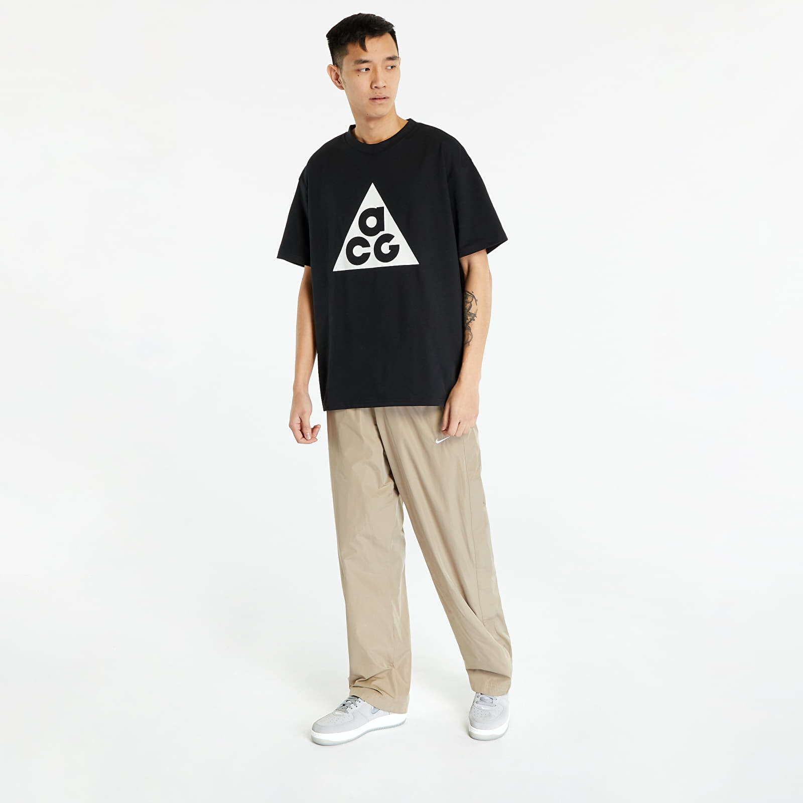 Jeans and trousers Nike Sportswear Authentics Men s Tear Away Trousers Khaki White Queens