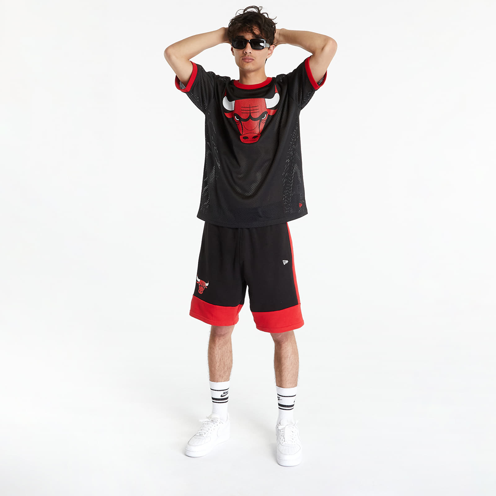 T-shirts New Era Chicago Bulls NBA Team Logo Mesh Oversized T-Shirt Black/ Front Door Red