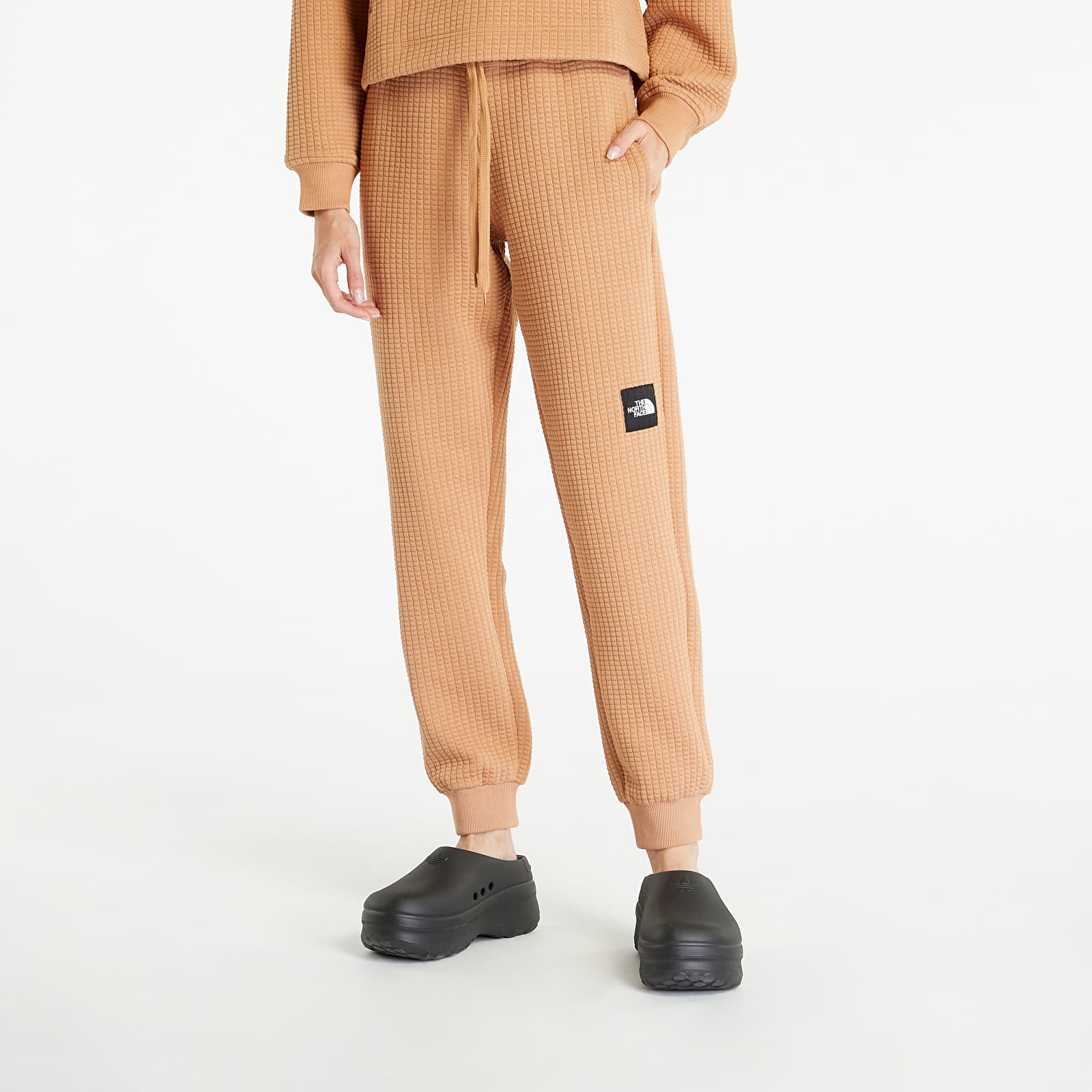 Melegítő The North Face Mhysa Quilted Pant Macchiato Brown