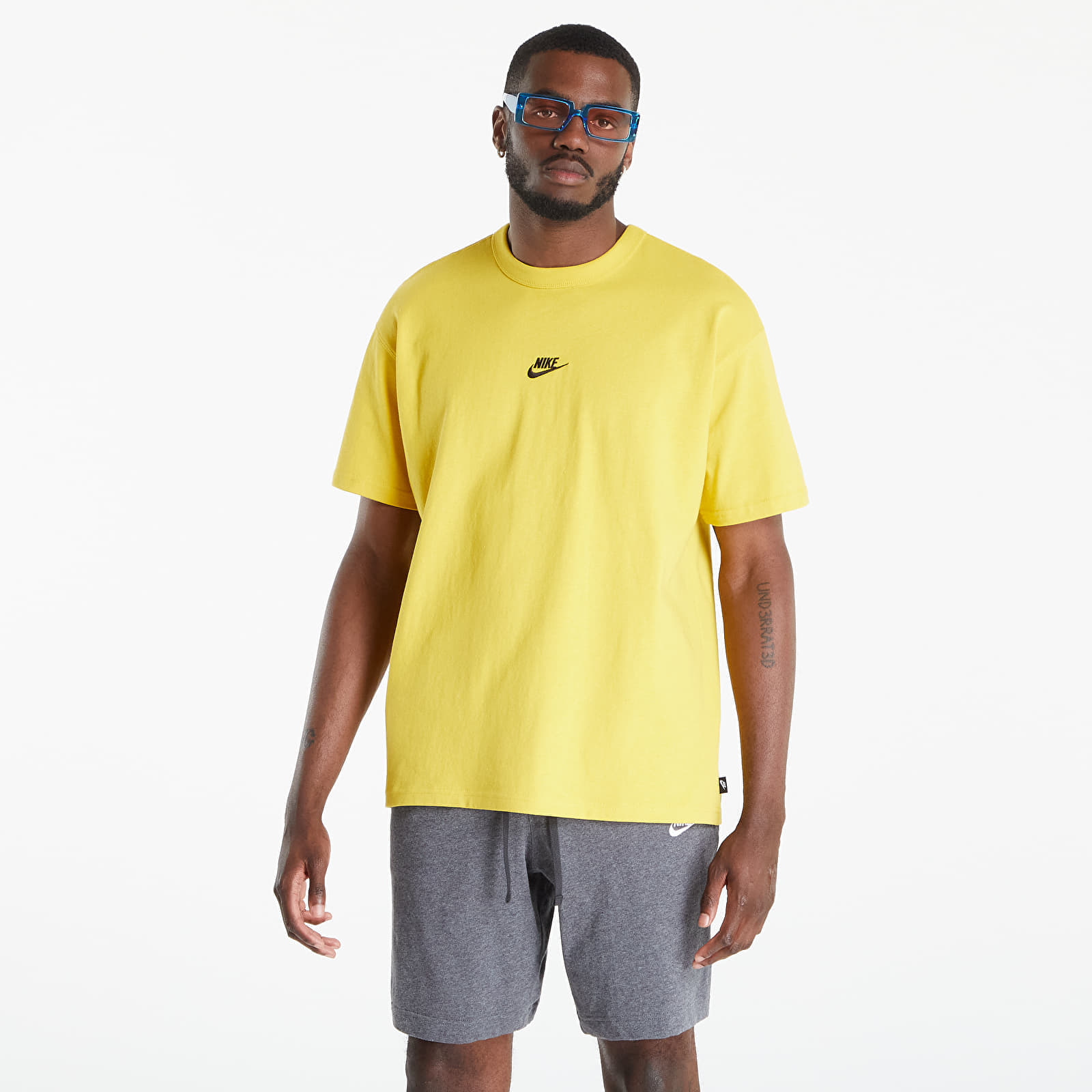 Tshirts Nike Sportswear Premium Essentials Sustainable Tee Vivid