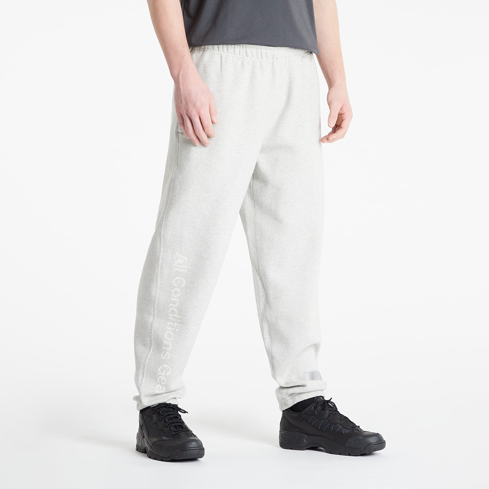 Nike clearance acg sweatpants