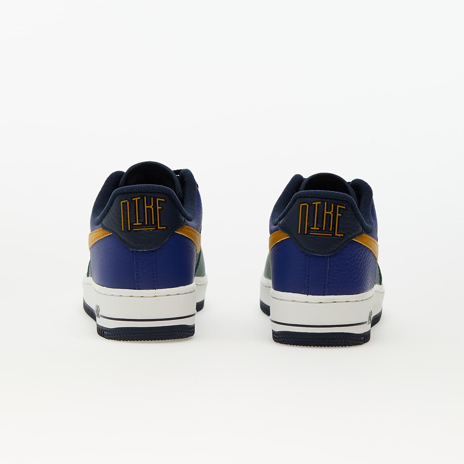 Chaussures et baskets femme Nike W Air Force 1 '07 LX Gorge Green/ Gold Suede-Obsidian