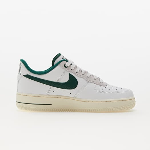 Women s sneakers and shoes Nike W Air Force 1 07 LX Summit White Gorge Green White Queens