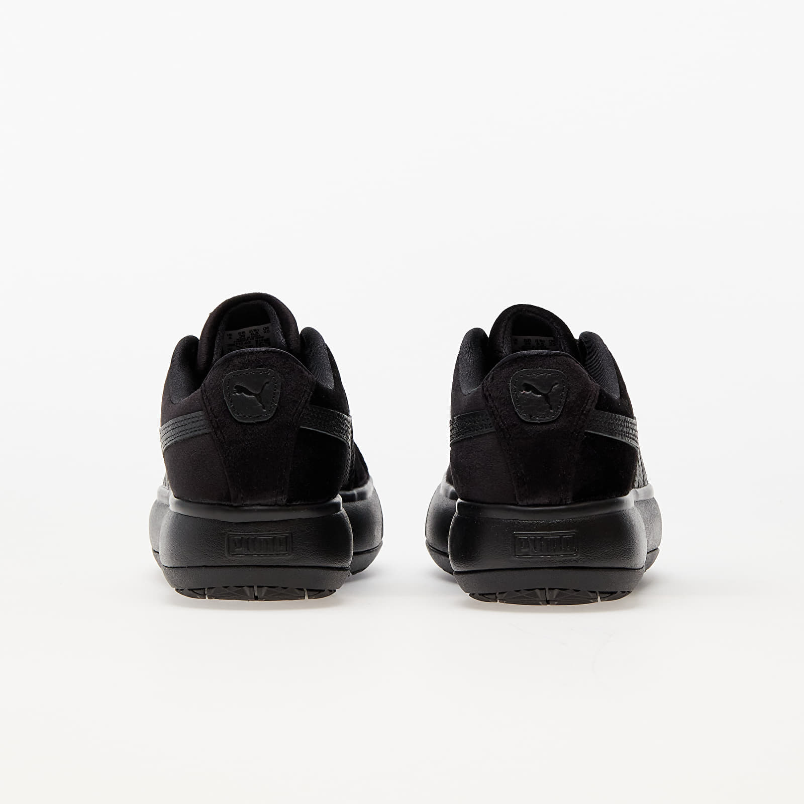 Women's sneakers and shoes Puma Suede Mayu Velvet Wns Puma Black