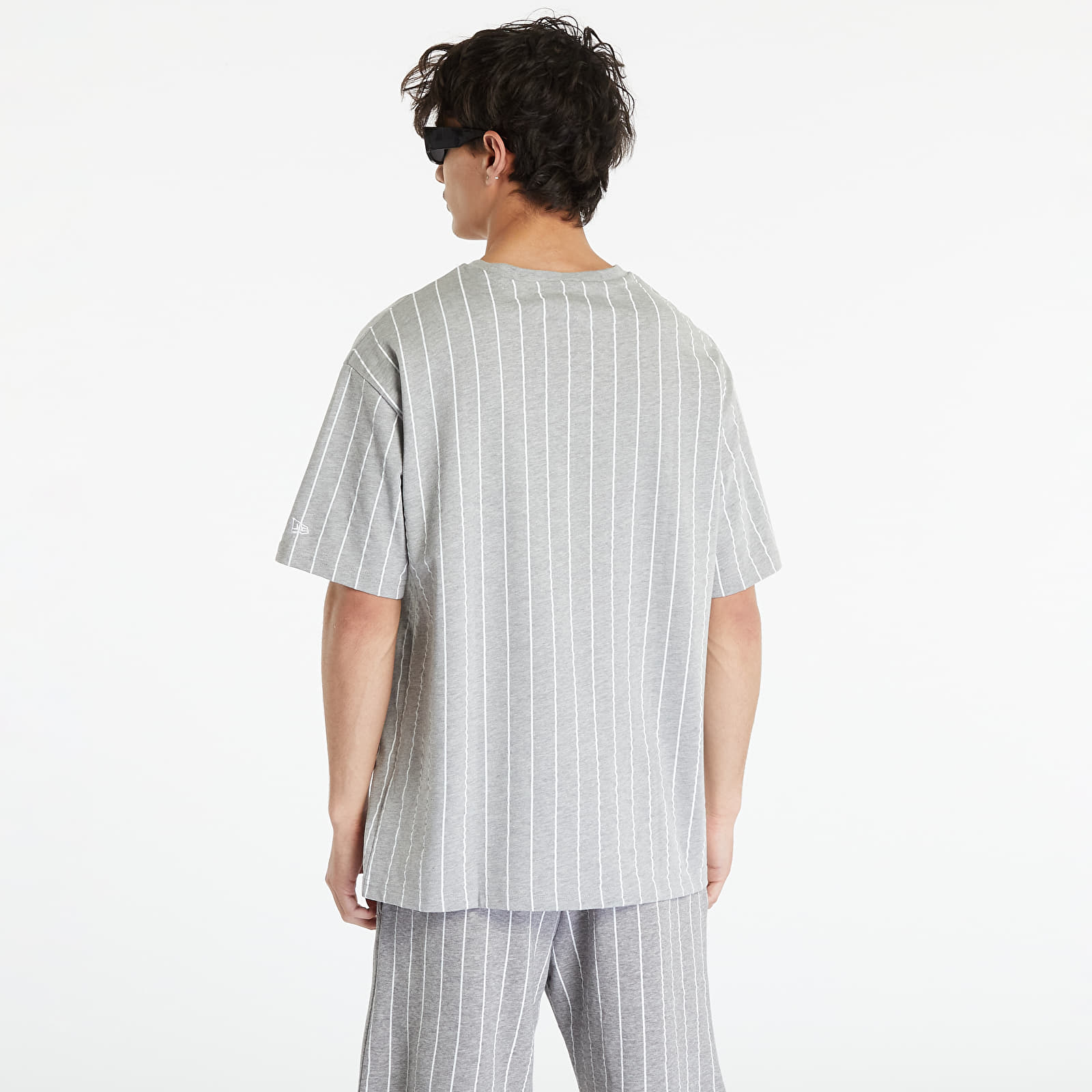 T-shirts New Era Pinstripe Oversized T-Shirt Heather Gray/ White
